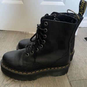Doc Martens Jadon Platform boot